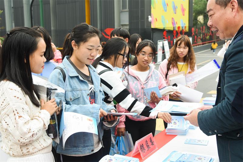 亚洲色欲色欲大片WWW无码