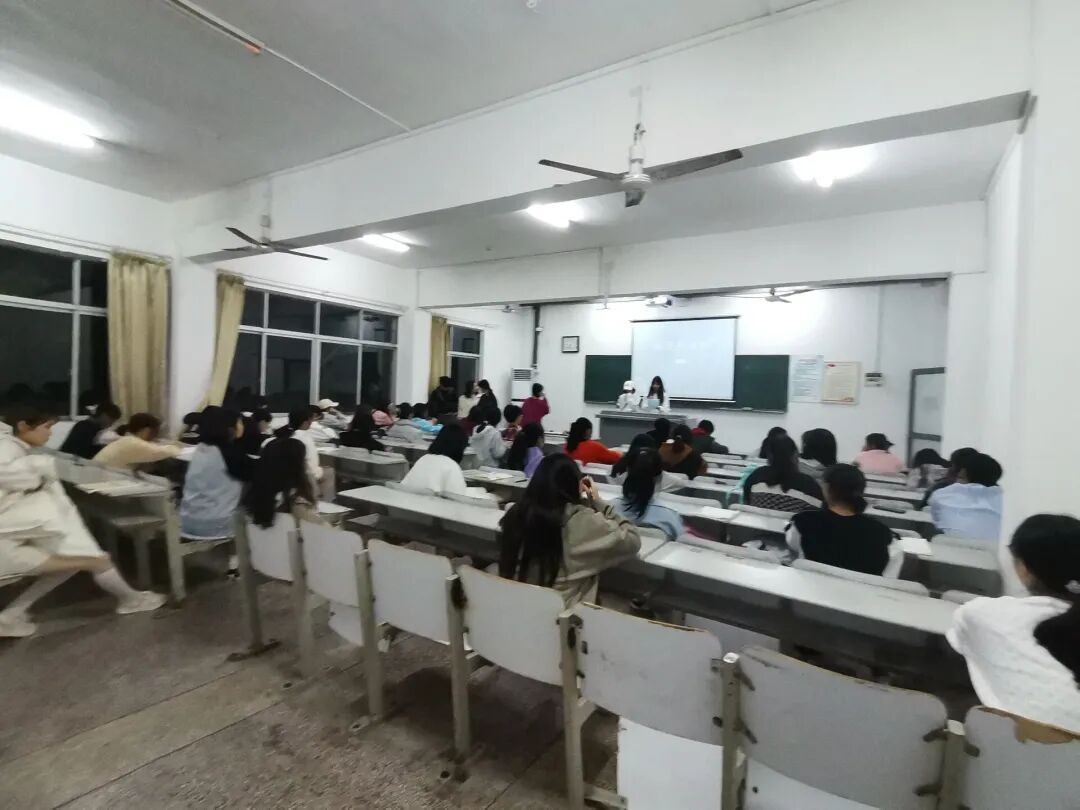 亚洲色欲色欲大片WWW无码