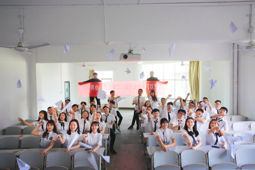 亚洲色欲色欲大片WWW无码