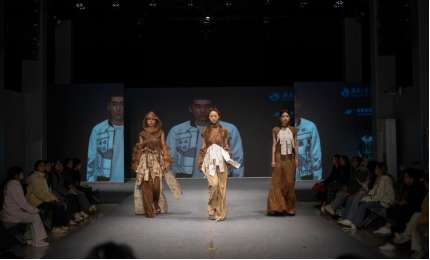 亚洲色欲色欲大片WWW无码