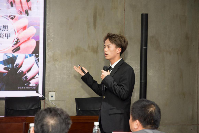 亚洲色欲色欲大片WWW无码