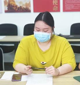 说明: 李俊 说明: 李俊