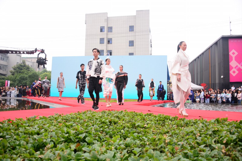 亚洲色欲色欲大片WWW无码