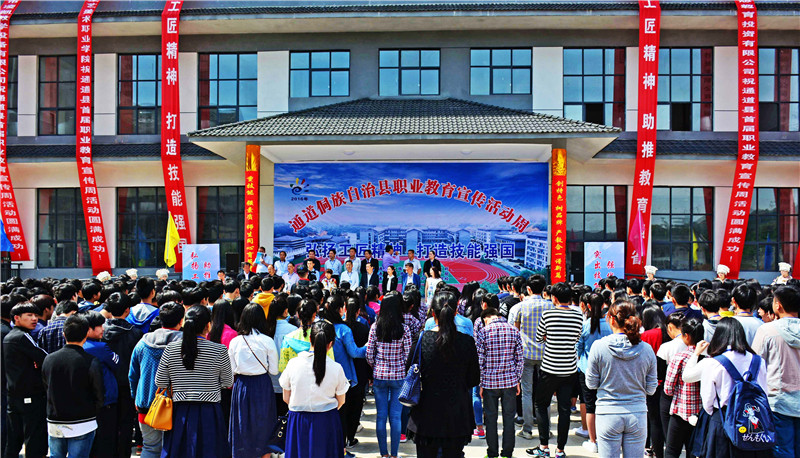 亚洲色欲色欲大片WWW无码