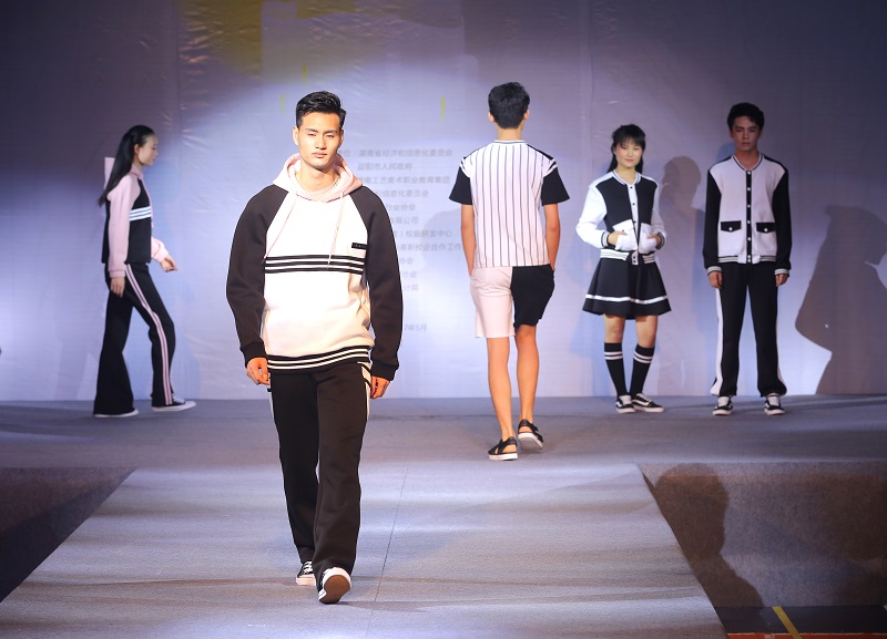 亚洲色欲色欲大片WWW无码