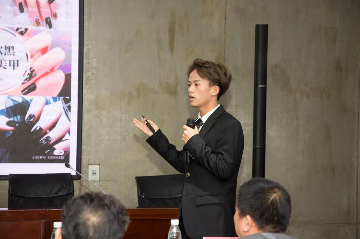 亚洲色欲色欲大片WWW无码